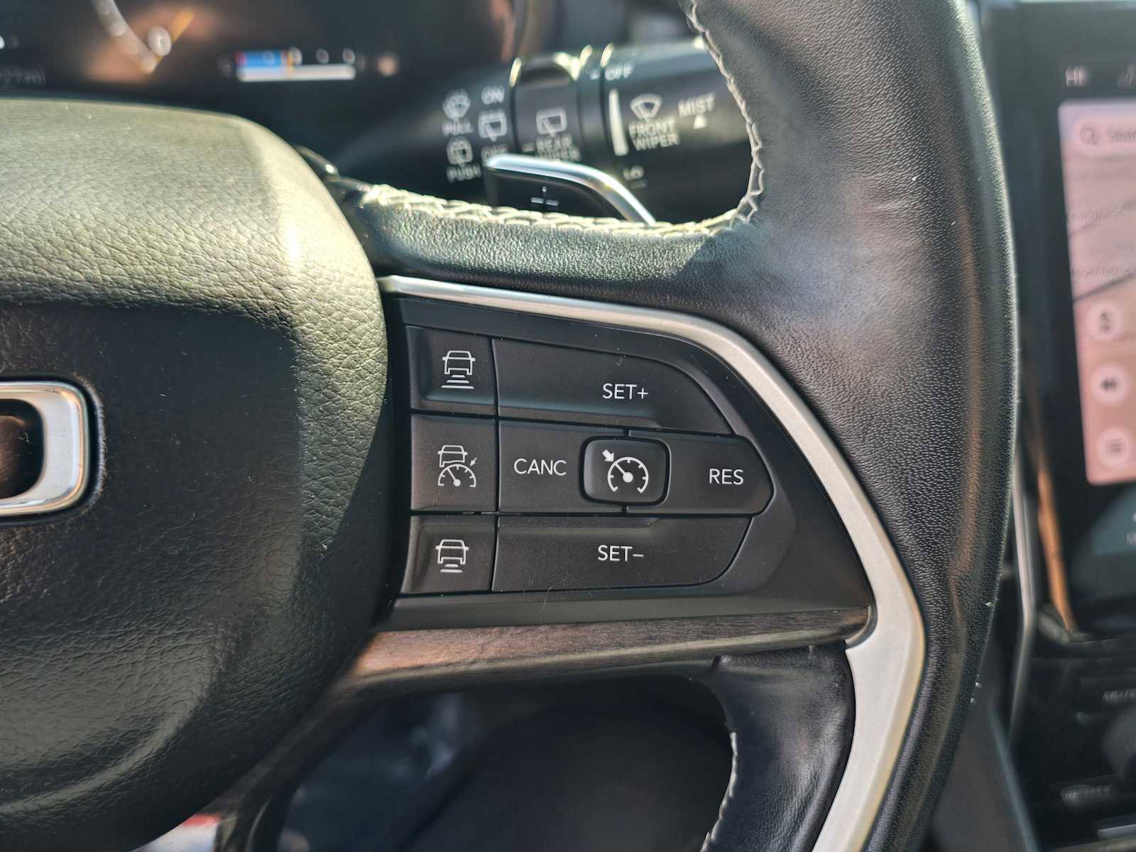 Used 2021 Jeep Grand Cherokee L Limited image 34