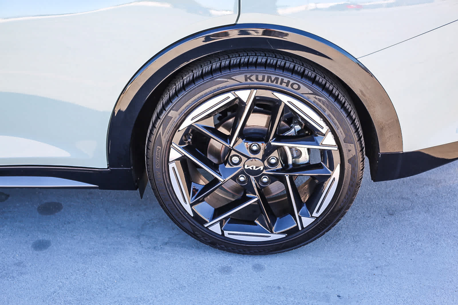 Used 2025 Kia K4 GT-Line w/ GT-Line Sunroof Package FWD image 9