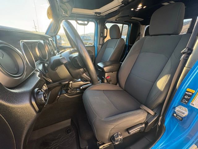 Used 2022 Jeep Gladiator Willys image 25