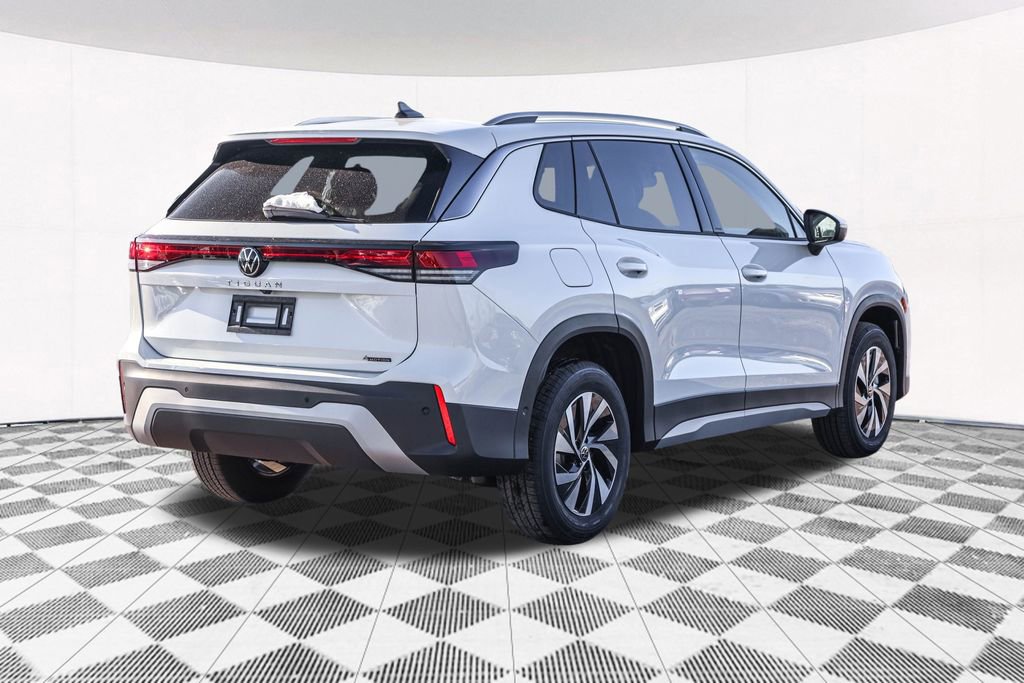 New 2026 Volkswagen Tiguan S image 13