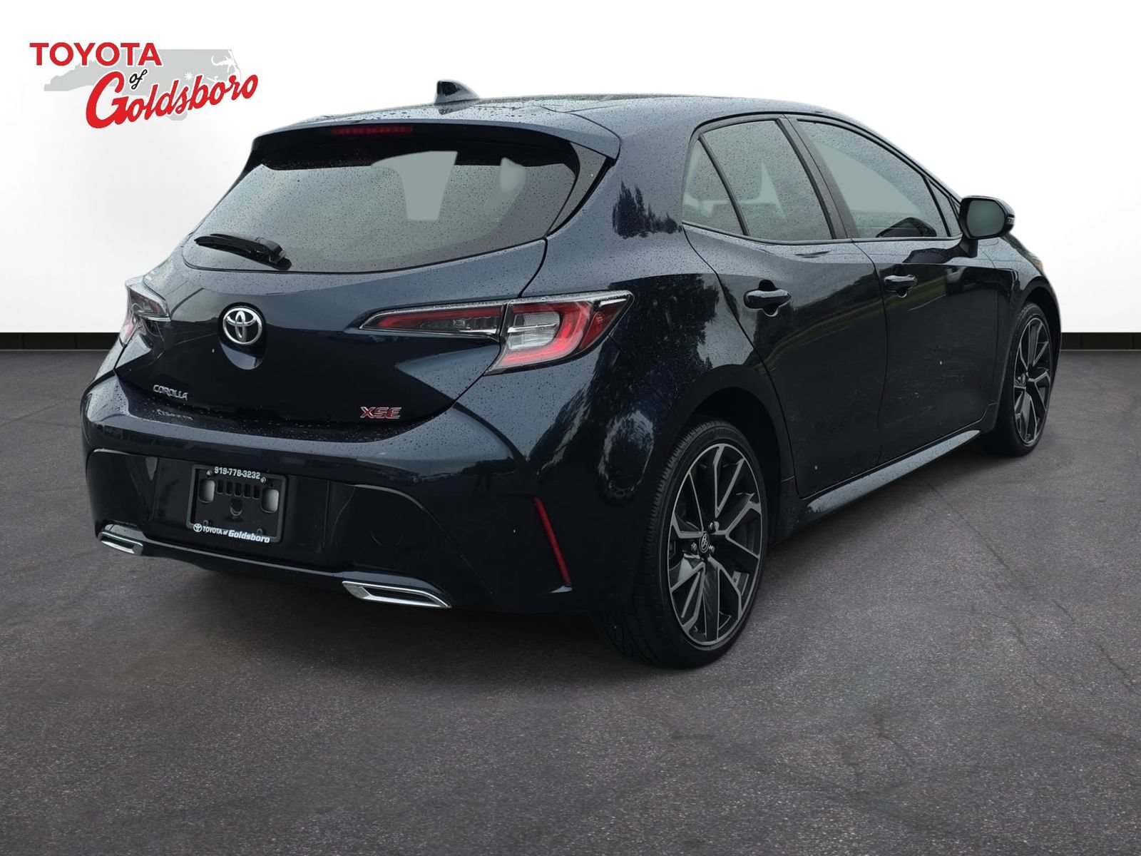 Used 2021 Toyota Corolla XSE FWD image 5
