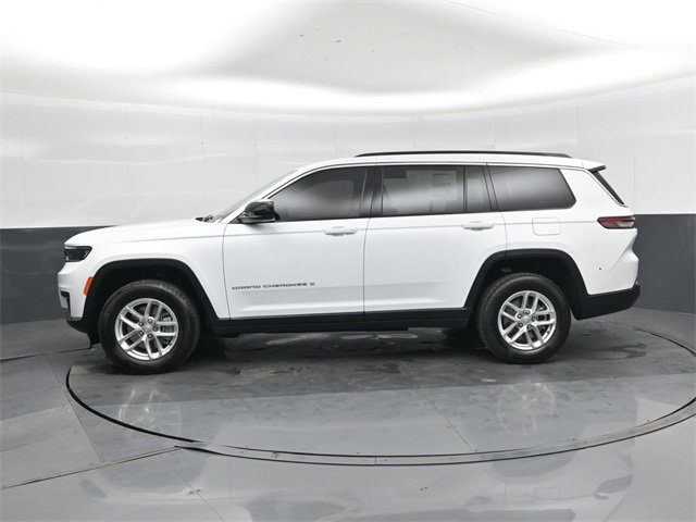 New 2025 Jeep Grand Cherokee L Laredo image 7