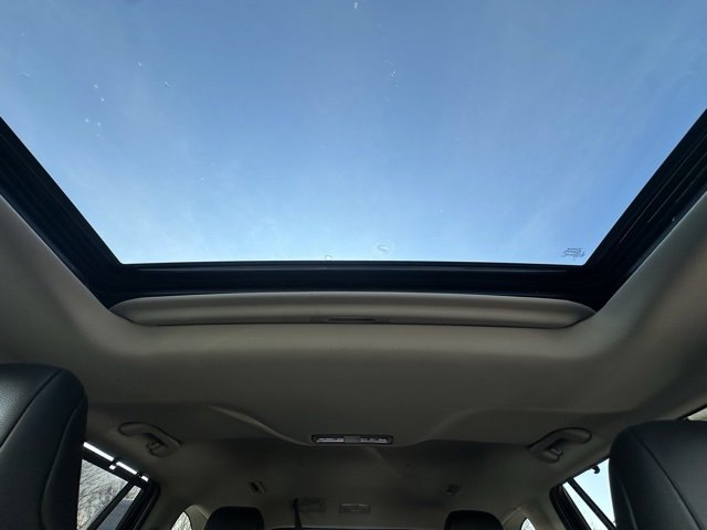 Used 2022 Toyota Highlander XLE image 17