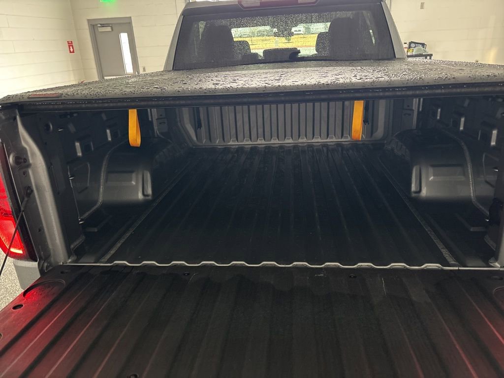 Used 2025 GMC Sierra 1500 Elevation image 8