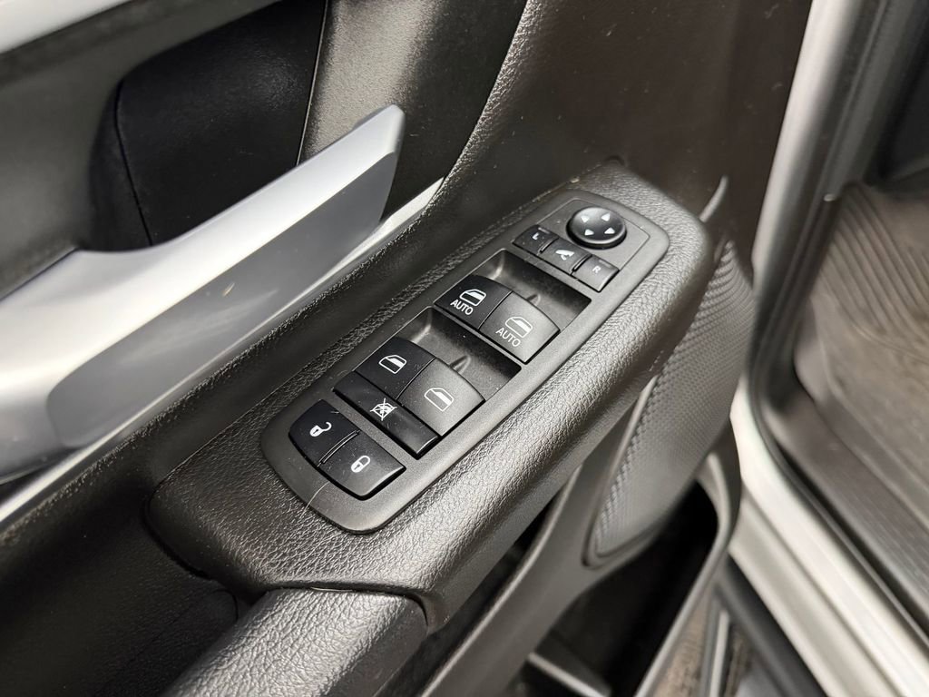 Used 2023 RAM 1500 Big Horn AWD/4WD image 12