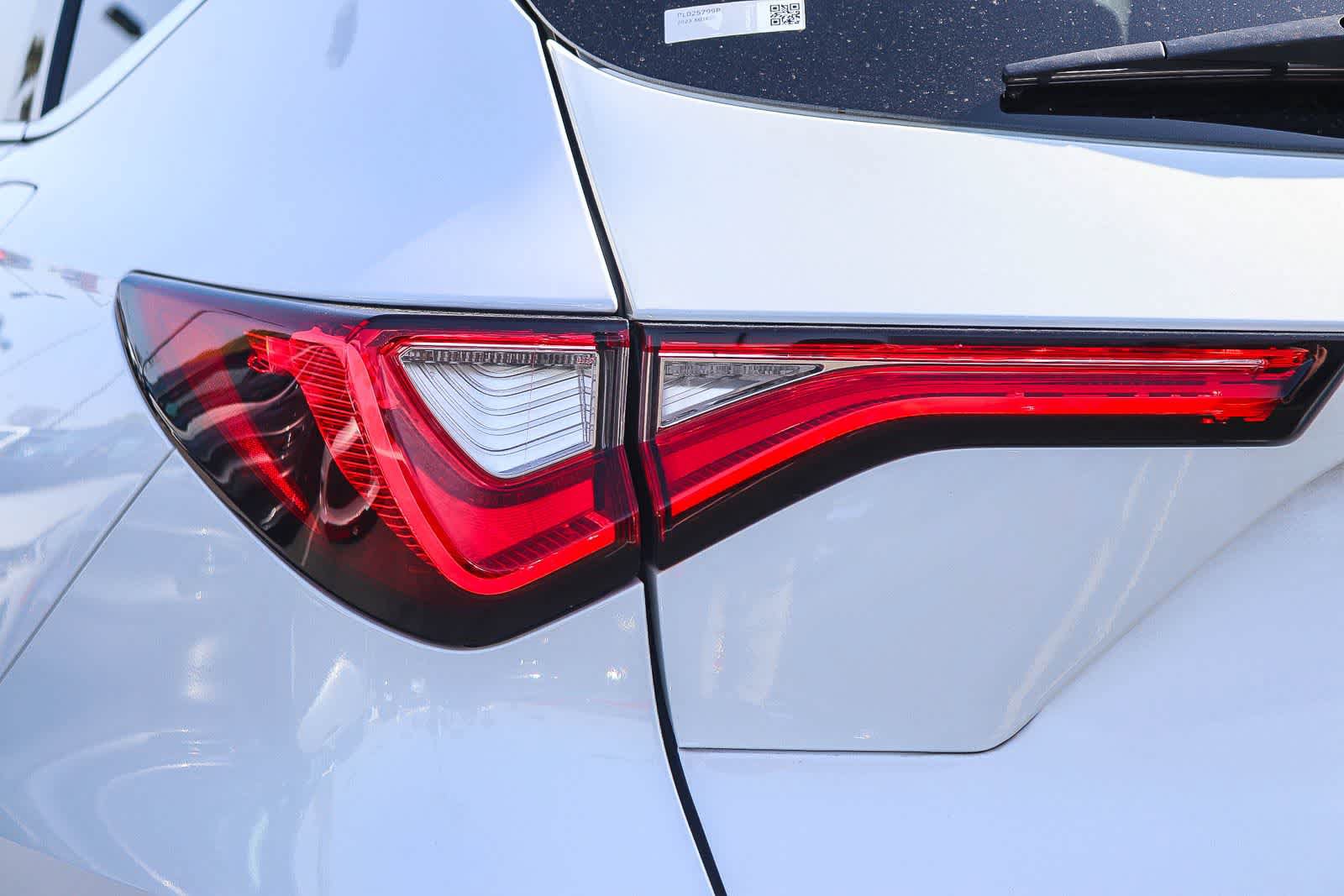 Used 2023 Acura MDX SH-AWD w/ Advance Package image 7