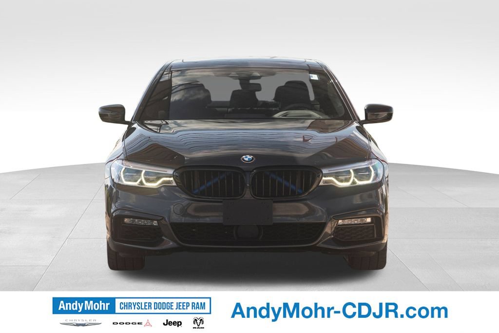 Used 2018 BMW 540i xDrive AWD/4WD image 2
