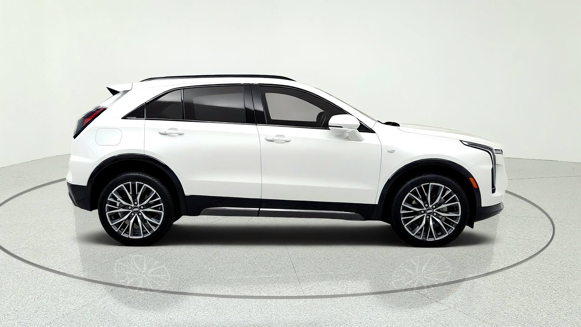 Certified 2024 Cadillac XT4 Sport AWD/4WD image 6