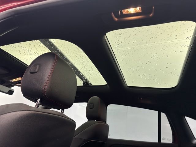 Used 2022 Mercedes-Benz GLA 250 4MATIC image 39