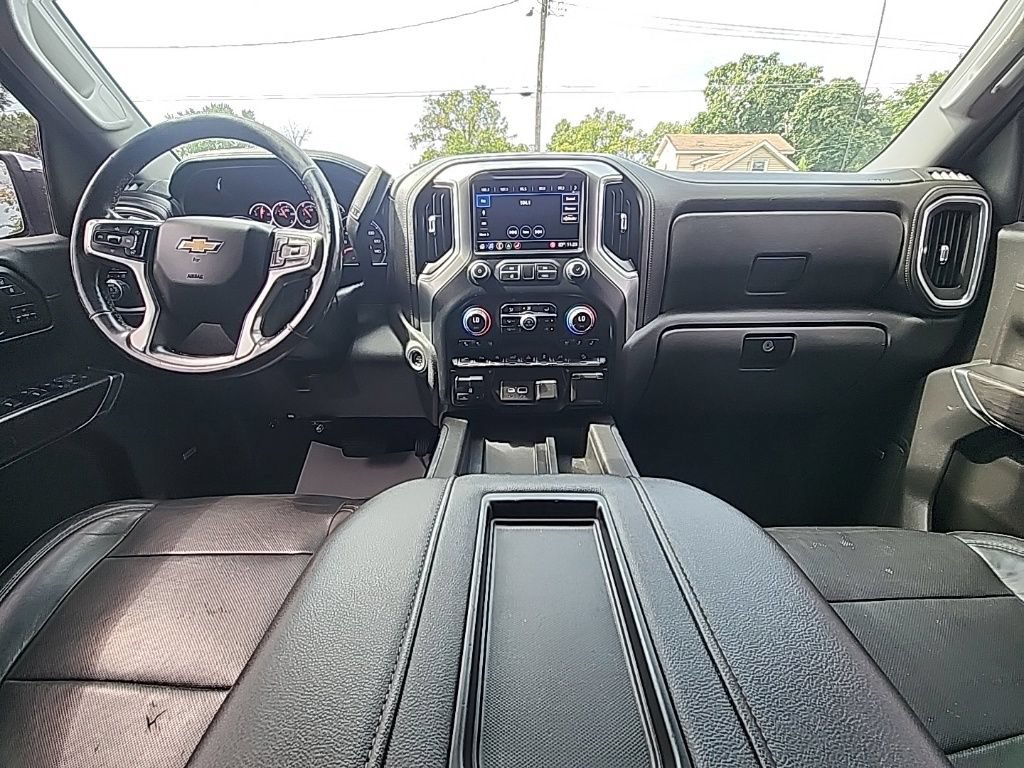 Used 2019 Chevrolet Silverado 1500 LTZ AWD/4WD image 19