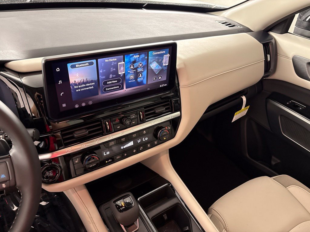 New 2026 Nissan Pathfinder SL FWD image 33