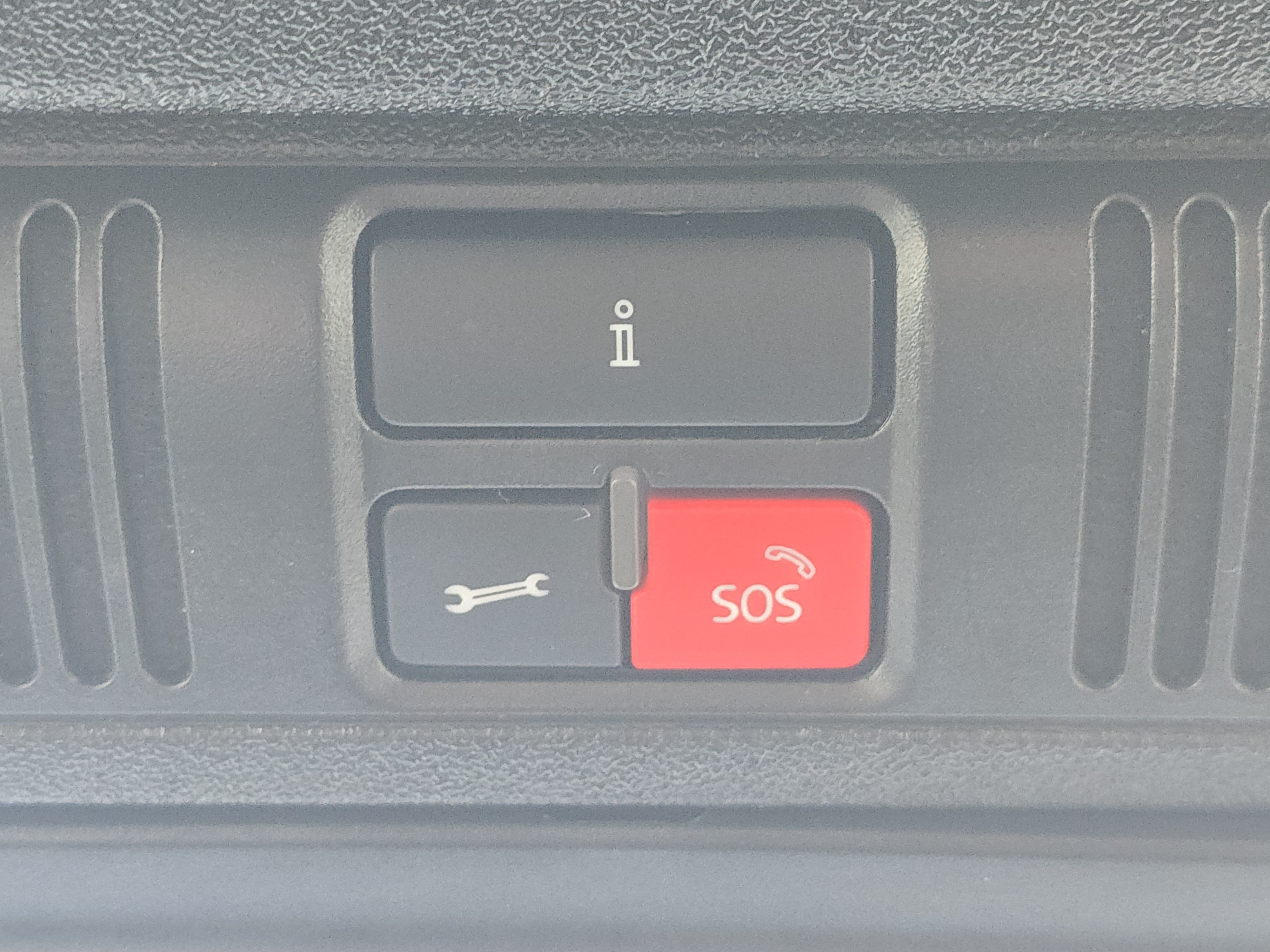 Used 2014 Volkswagen Beetle 1.8T FWD image 13