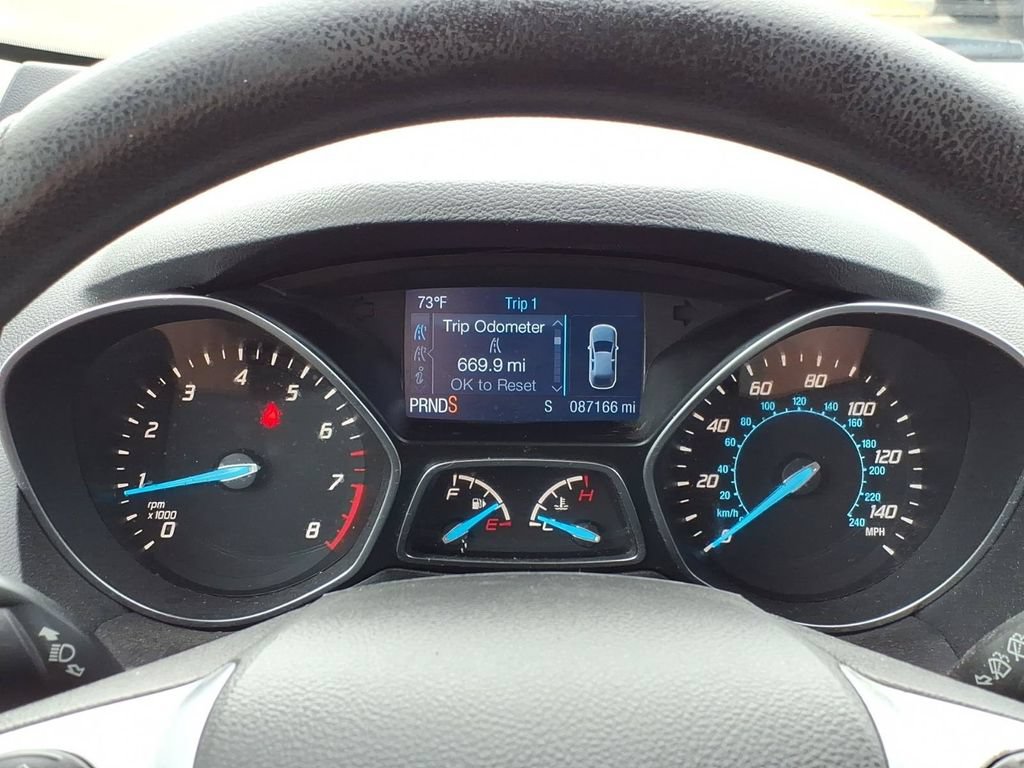 Used 2015 Ford Escape SE FWD image 20