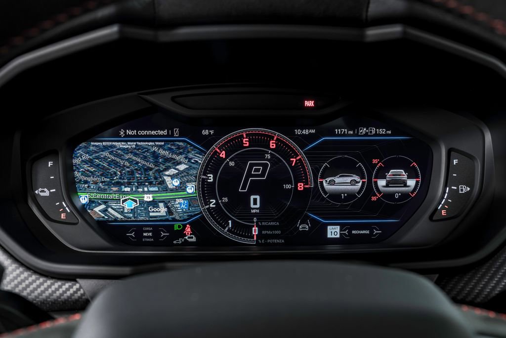 Used 2025 Lamborghini Urus SE image 20