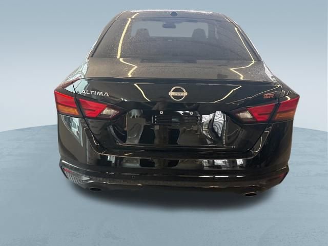 Used 2025 Nissan Altima 2.5 SR FWD image 4
