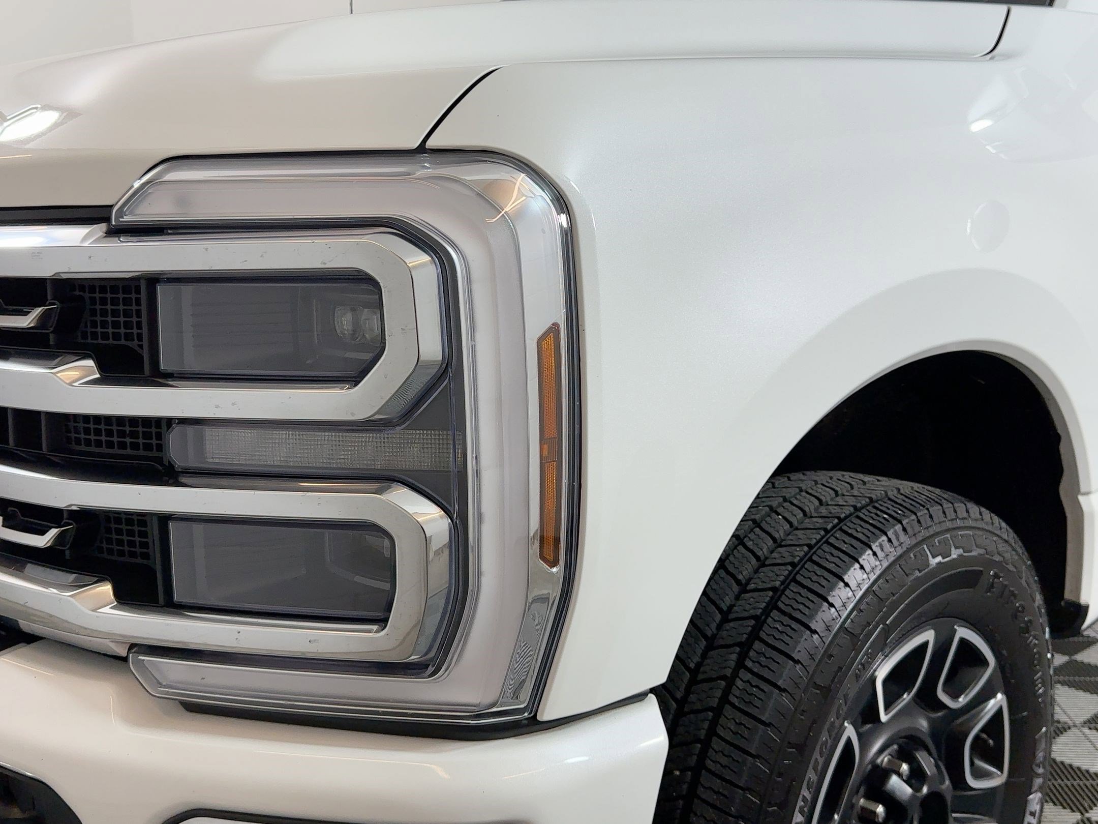 Used 2024 Ford F250 Platinum image 7