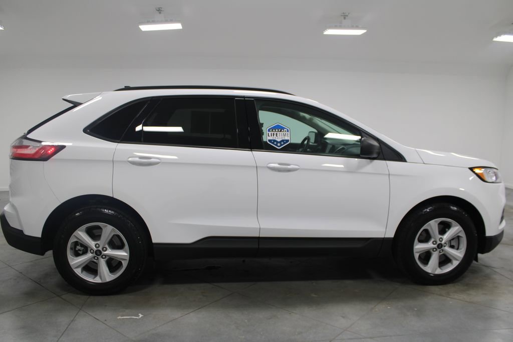Used 2024 Ford Edge SE image 11