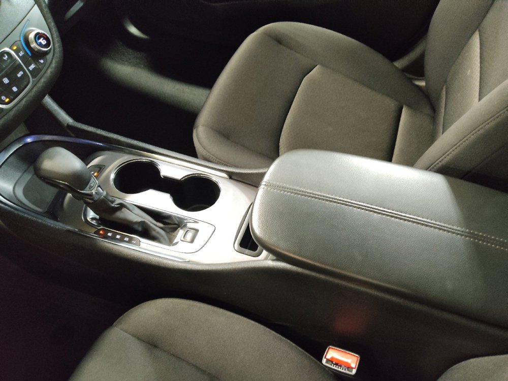 Used 2025 Chevrolet Malibu LT FWD image 26
