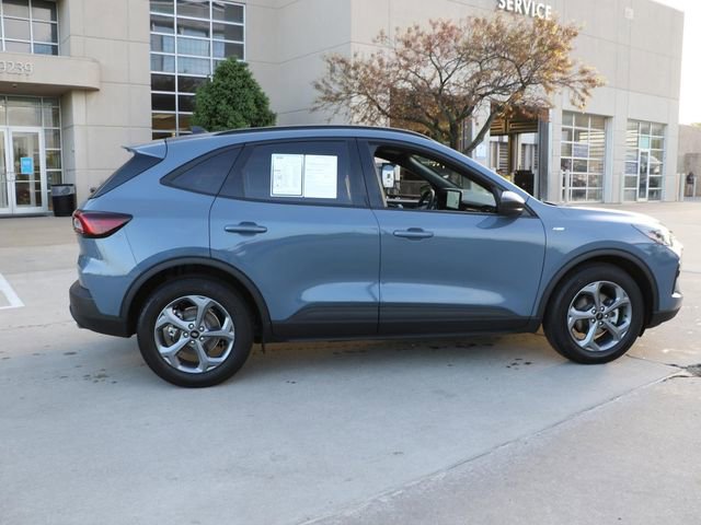 Used 2025 Ford Escape ST-Line w/ Equipment Group 301A FWD image 6