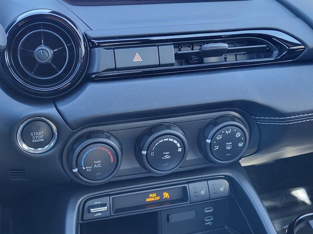 New 2025 MAZDA MX-5 Miata RF Club image 14
