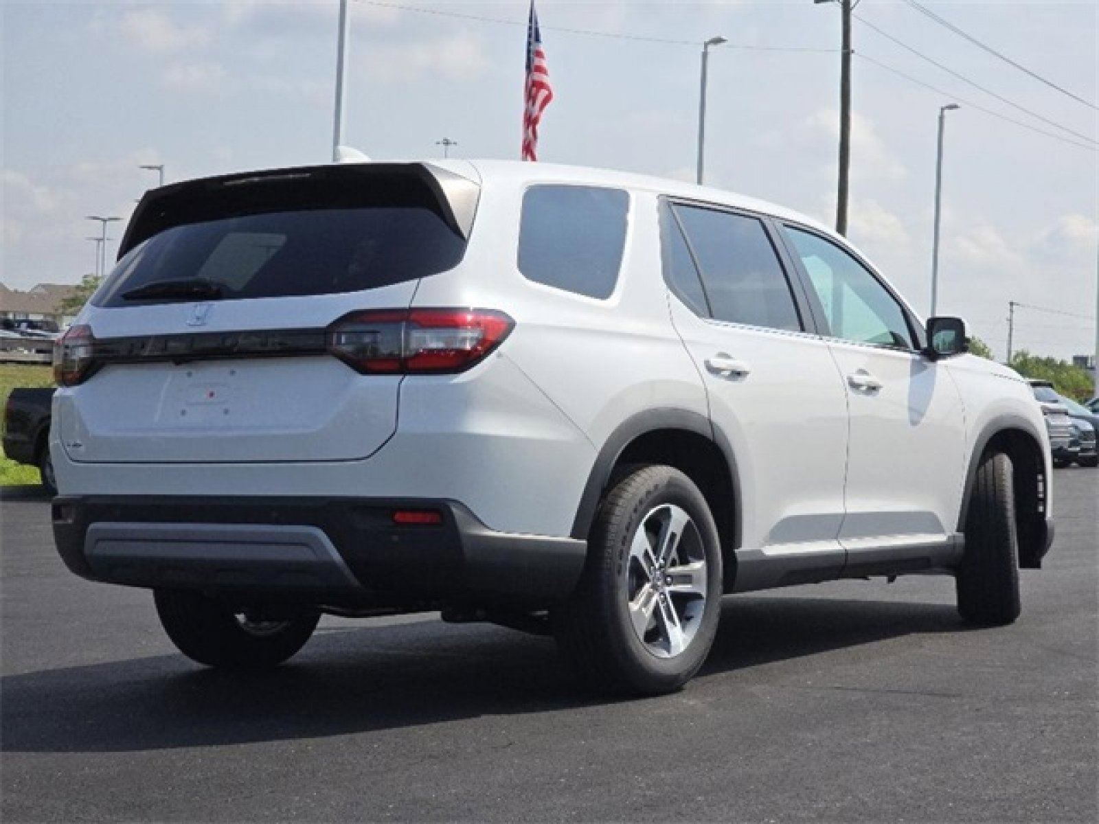 New 2025 Honda Pilot EX-L image 9