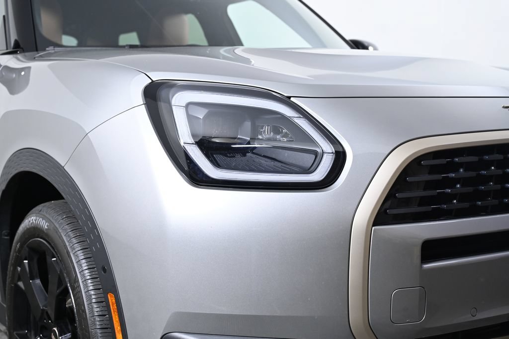 Certified 2025 MINI Cooper Countryman S AWD/4WD image 10