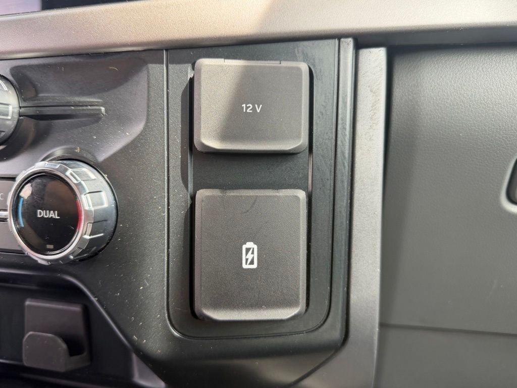 Used 2025 Ford F150 XLT w/ Equipment Group 301A Standard AWD/4WD image 29