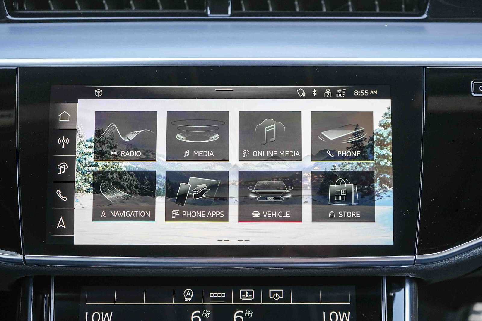 Used 2025 Audi A8 L 3.0T AWD/4WD image 19