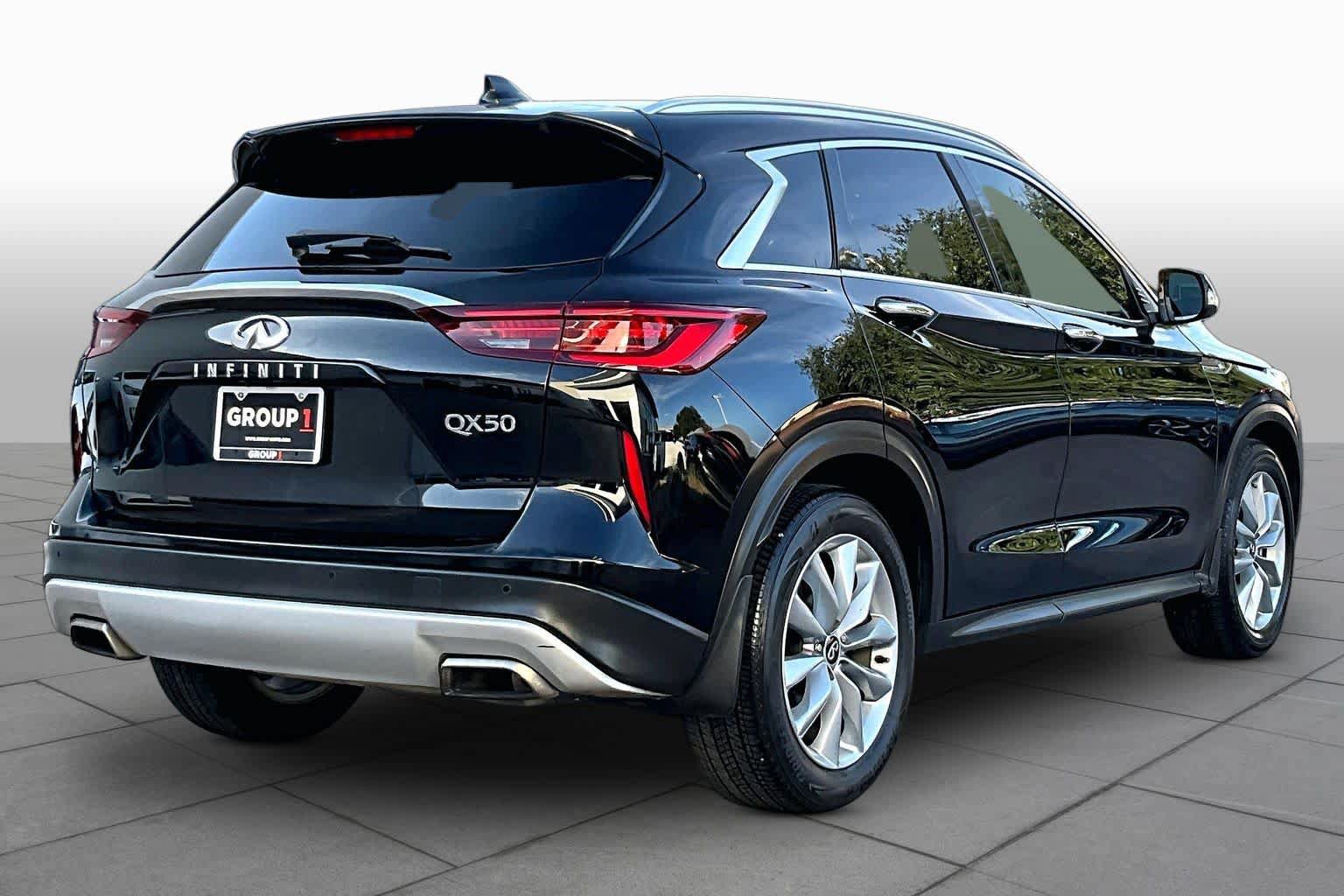 Used 2022 INFINITI QX50 Luxe w/ Cargo Package FWD image 13