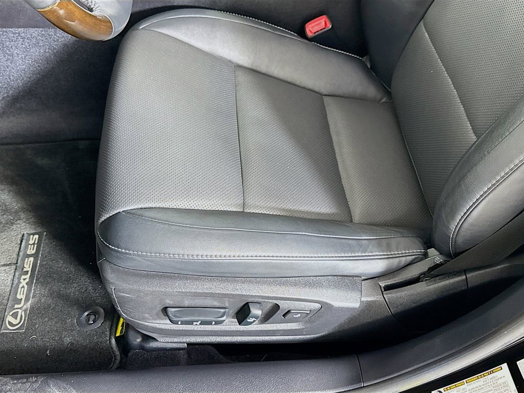 Used 2014 Lexus ES 350 image 19