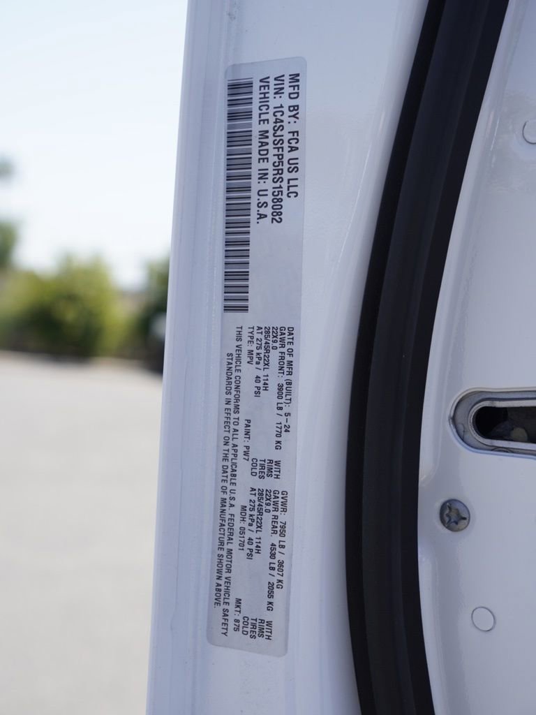 Used 2024 Jeep Grand Wagoneer L Series II w/ Quick Order Packagew 28T image 6