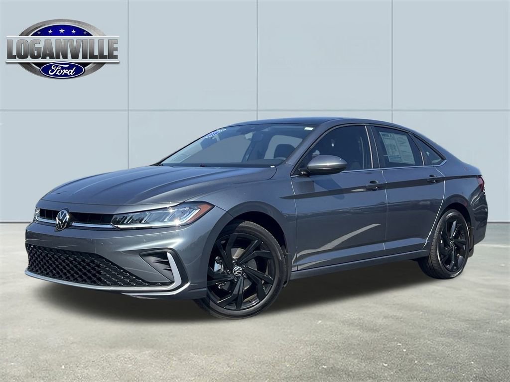 Used 2025 Volkswagen Jetta SE