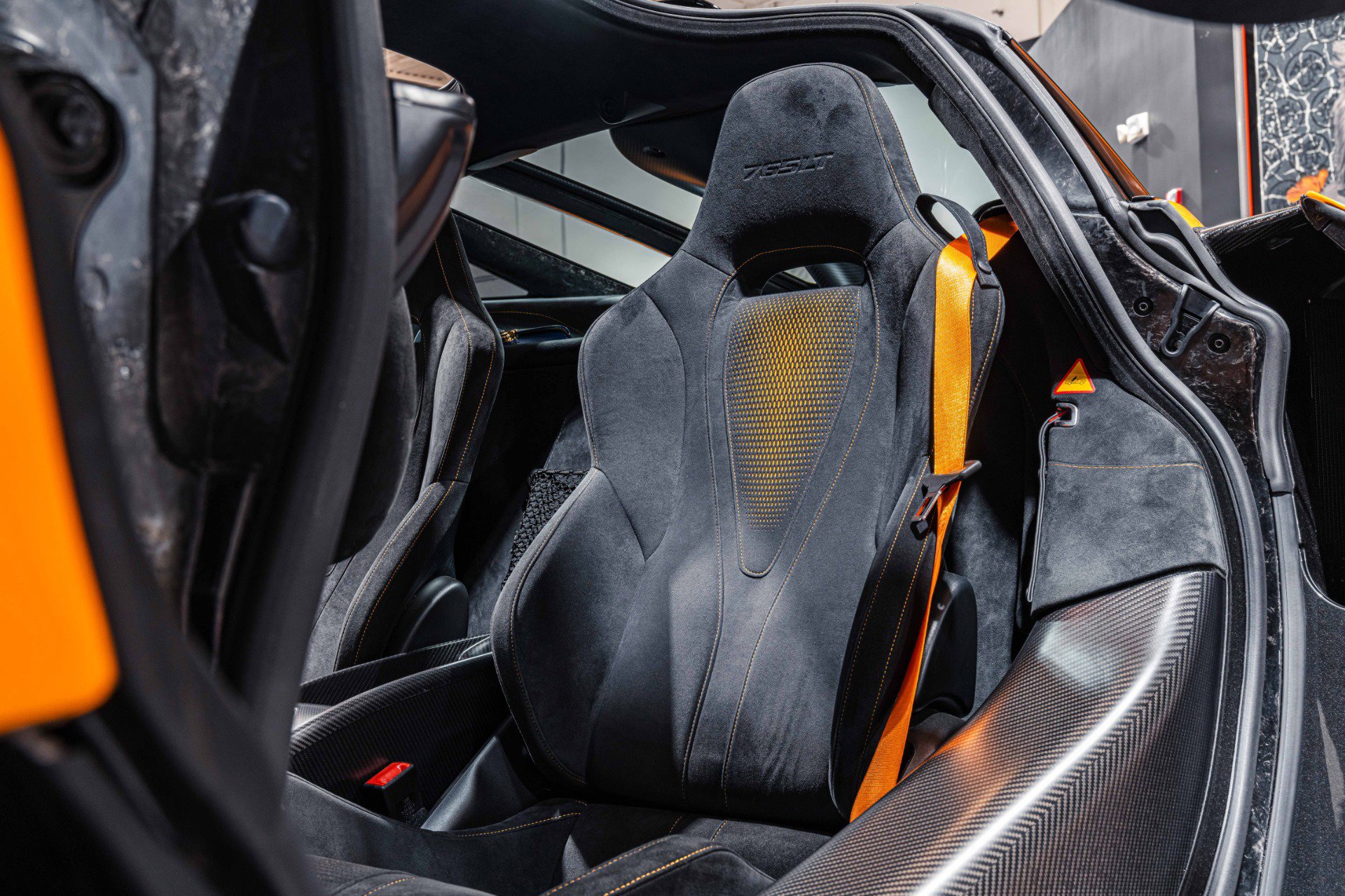 Used 2021 McLaren 765LT image 20