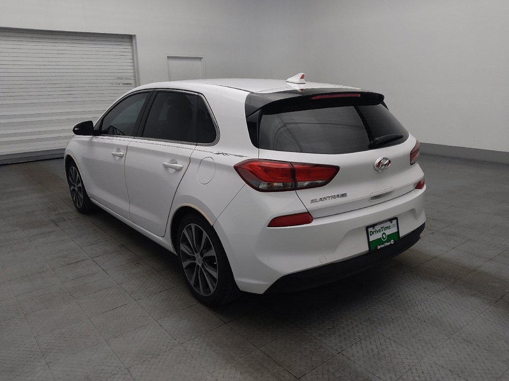 Used 2018 Hyundai Elantra GT FWD image 5