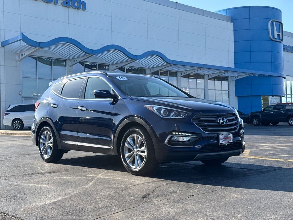 Used 2018 Hyundai Santa Fe Sport 2.0T FWD image 3
