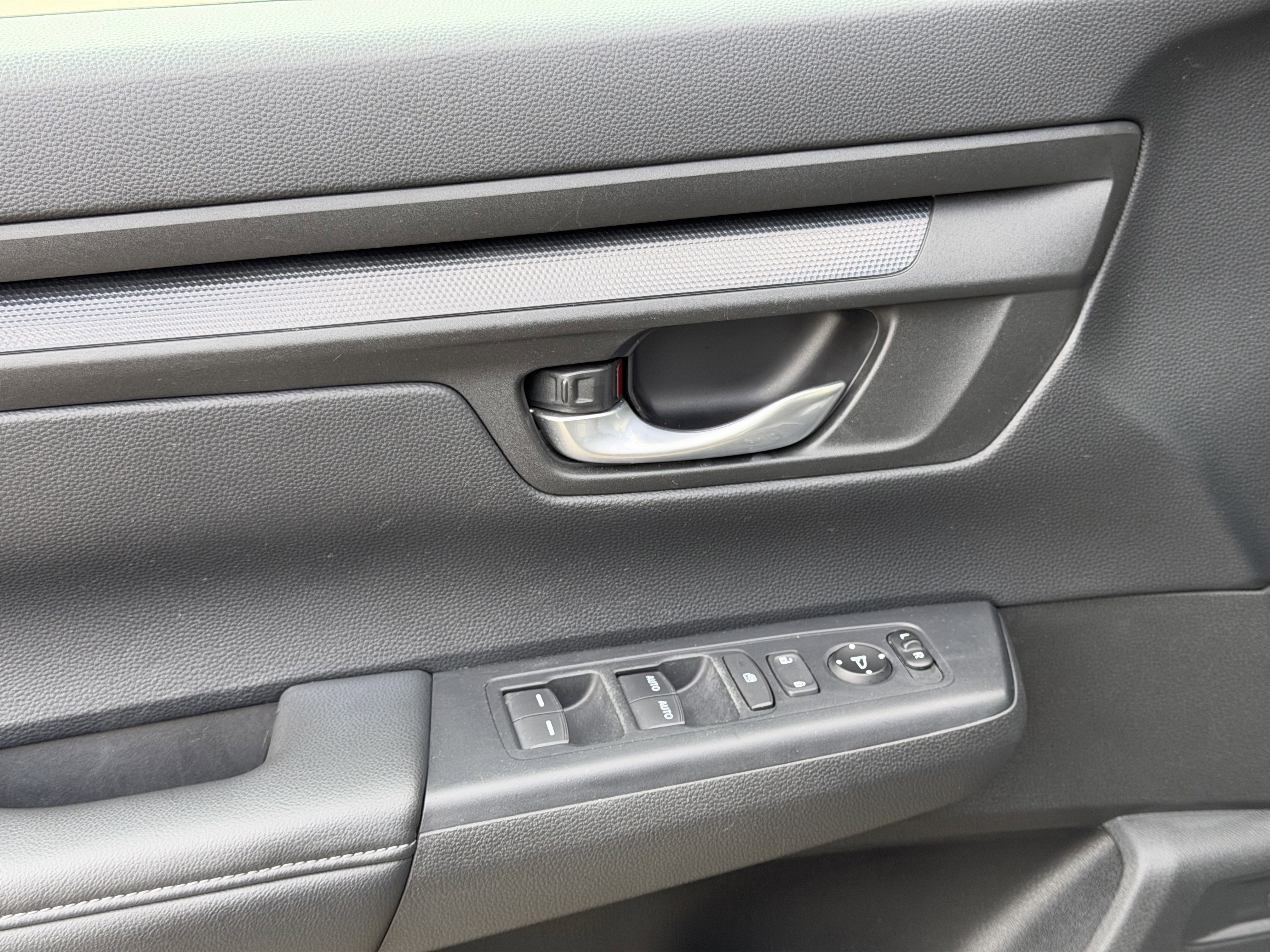 Certified 2023 Honda CR-V EX image 9