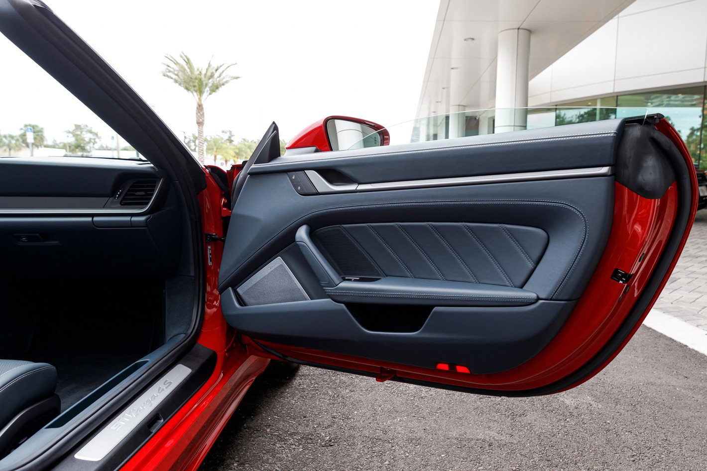 Used 2024 Porsche 911 Targa 4S image 48