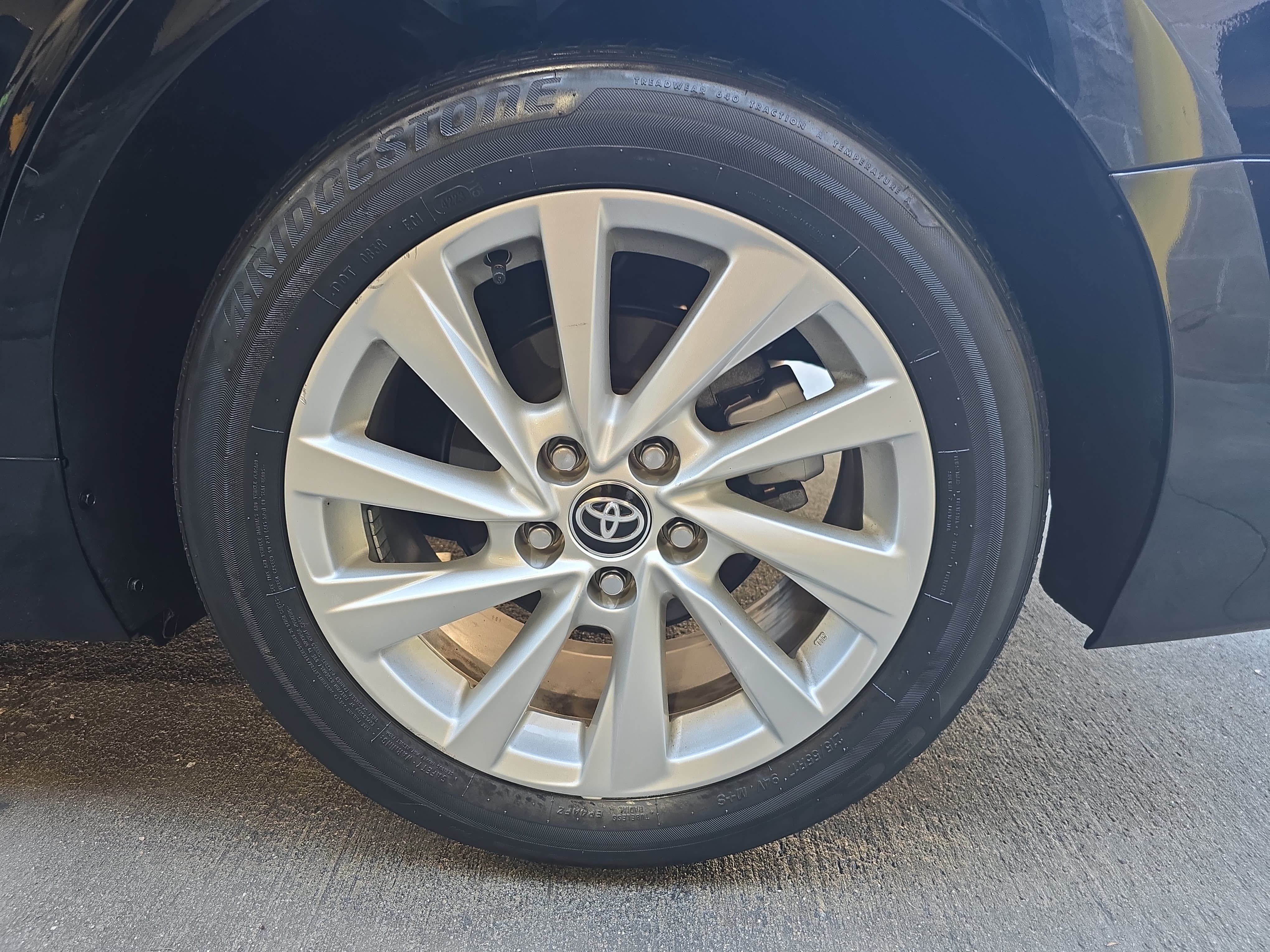 Certified 2024 Toyota Camry LE FWD image 31