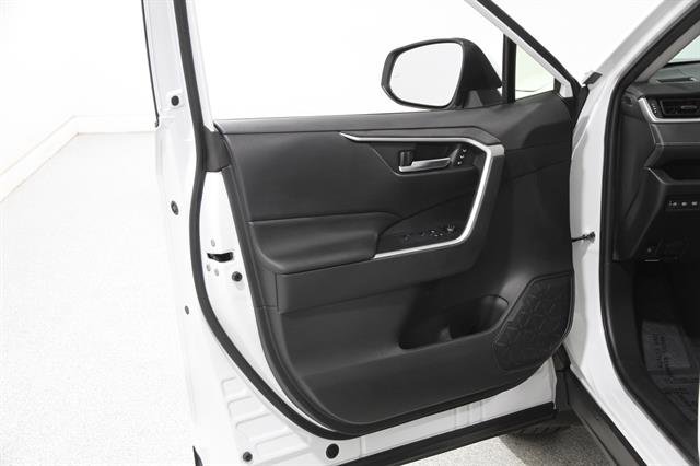Used 2024 Toyota RAV4 XLE Premium w/ Weather Package AWD/4WD image 4