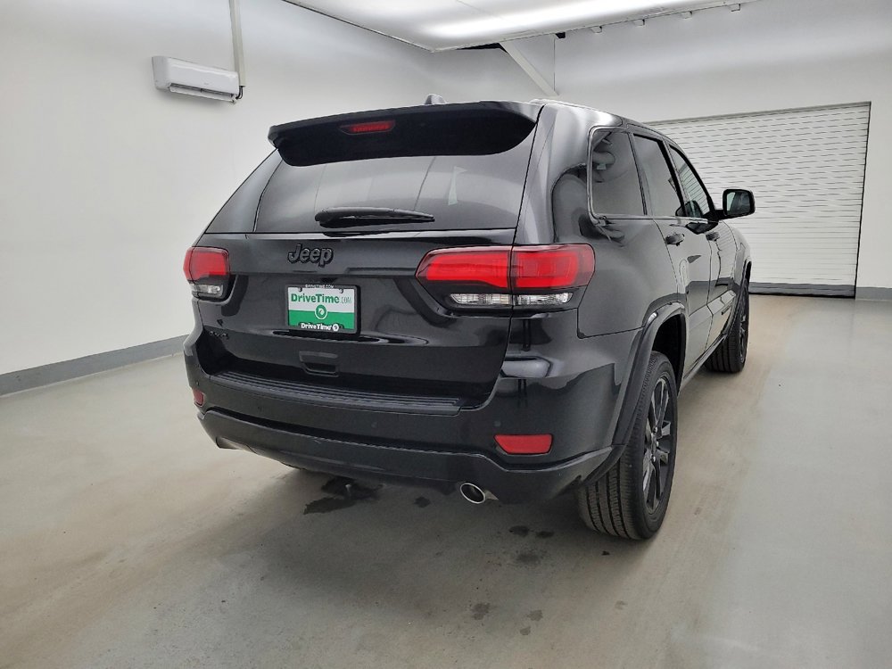 Used 2021 Jeep Grand Cherokee Laredo X image 7
