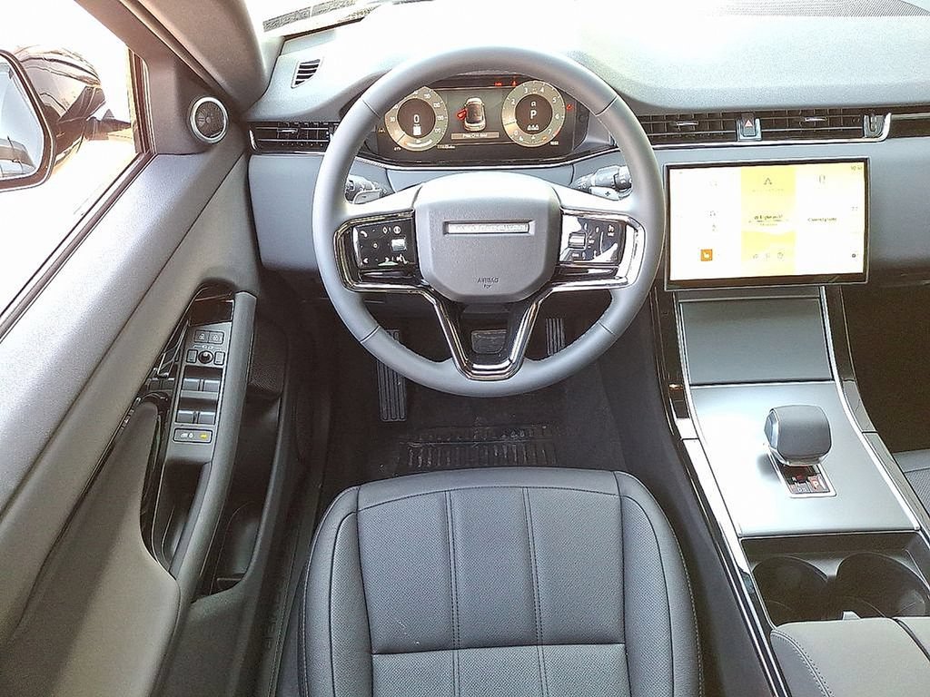 Used 2026 Land Rover Range Rover Evoque S AWD/4WD image 7