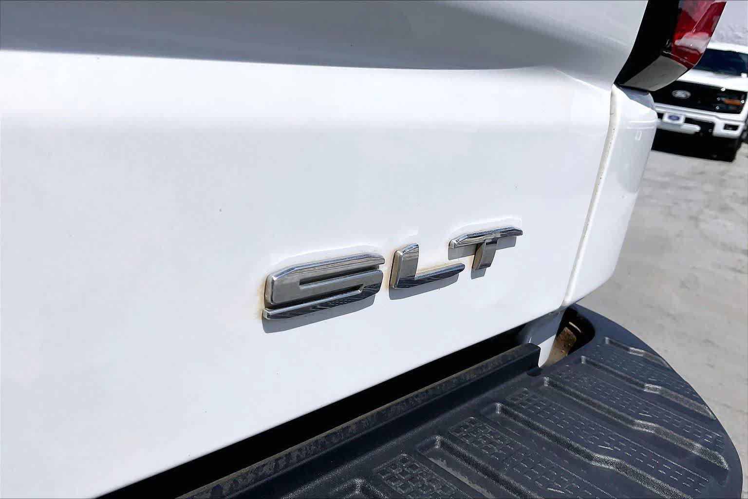 Used 2024 GMC Sierra 1500 SLT AWD/4WD image 7