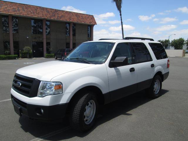 Used 2012 Ford Expedition XL w/ HD Trailer Tow Pkg image 2