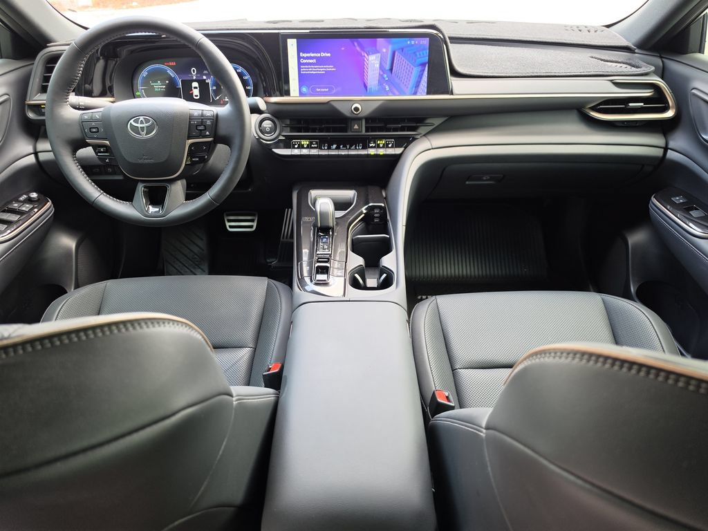 Used 2026 Toyota Crown AWD/4WD image 11