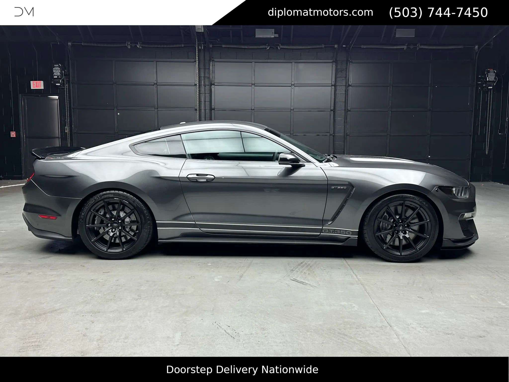Used 2016 Ford Mustang Shelby GT350 w/ Technology Package image 9