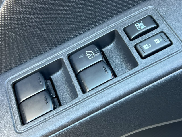 Used 2024 Nissan Frontier SL AWD/4WD image 22