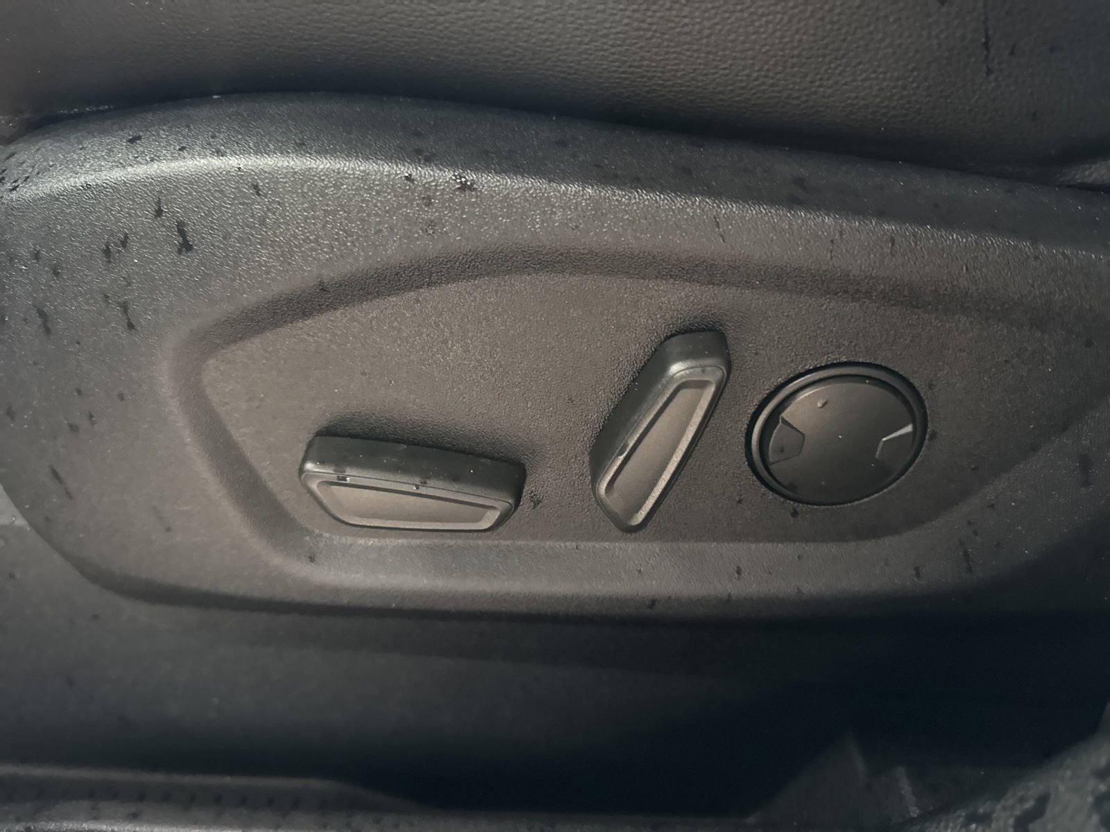 Certified 2024 Ford Edge Titanium image 20