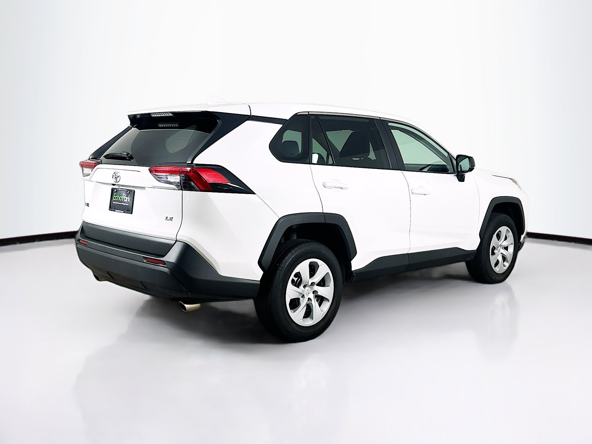 Used 2025 Toyota RAV4 LE FWD image 9