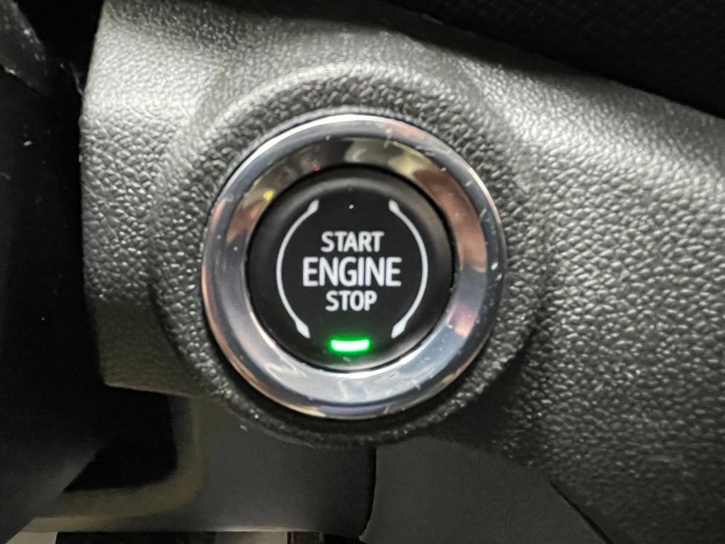 Used 2023 Chevrolet TrailBlazer LT FWD image 31