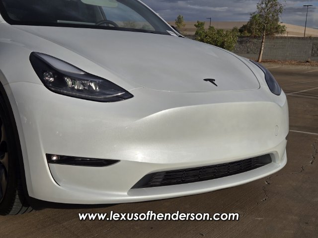 Used 2023 Tesla Model Y Performance AWD/4WD image 8
